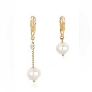 Asymmetrical Freshwater Pearl Drop Earrings